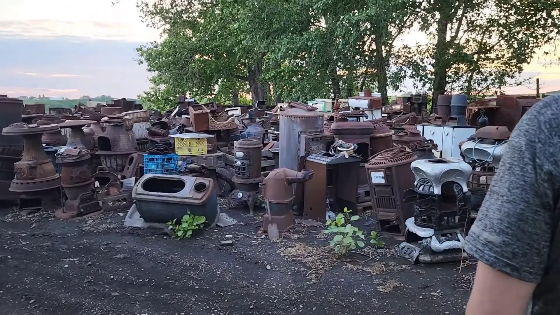 Vintage stove boneyard