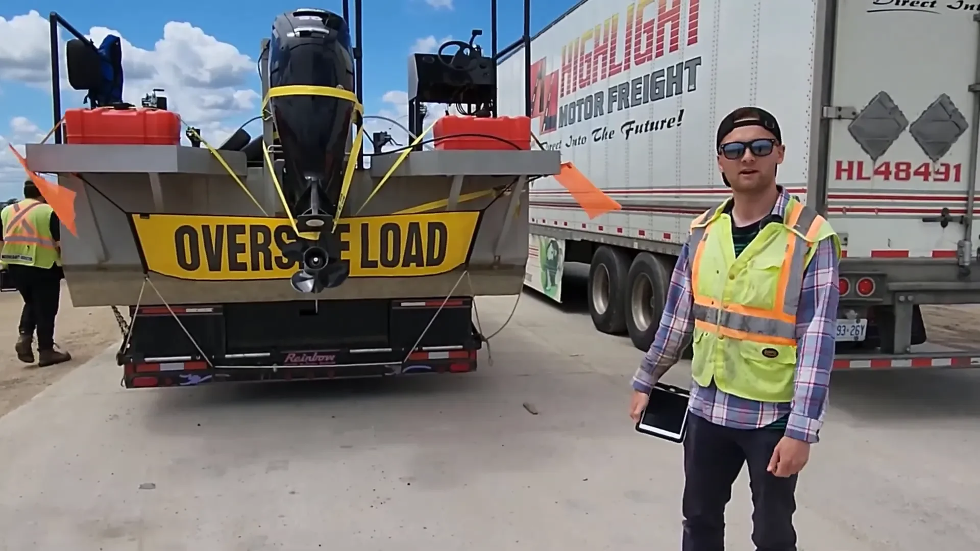 Dangerous Blown Tire on Road Trip with Overloaded Trailer - S1 Ep8 5 Inspecting for zebra mussels