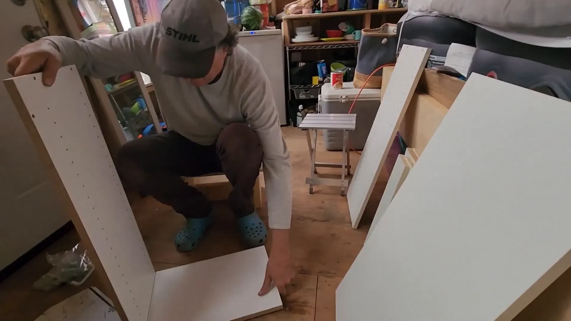 Wiring lake cabin private island - score! Cabinets for $10