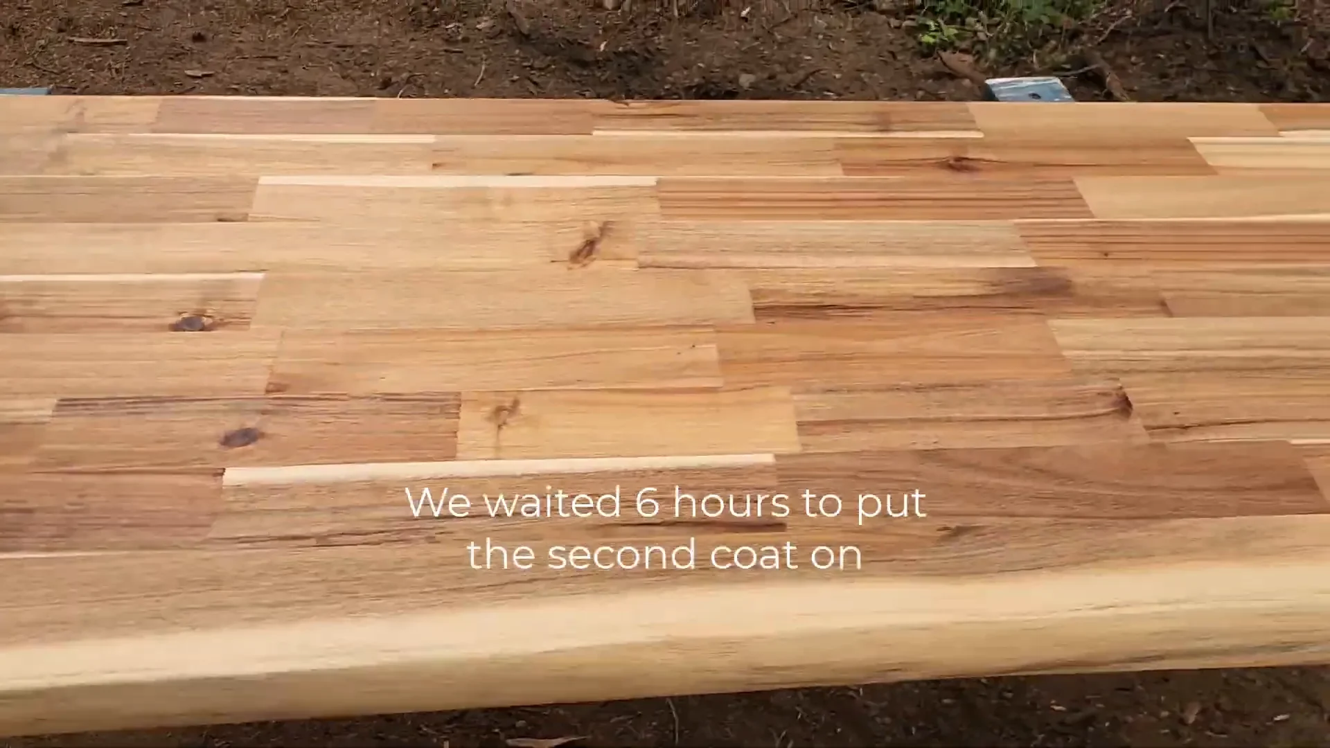Wiring lake cabin private island - beautiful acacia wood counter