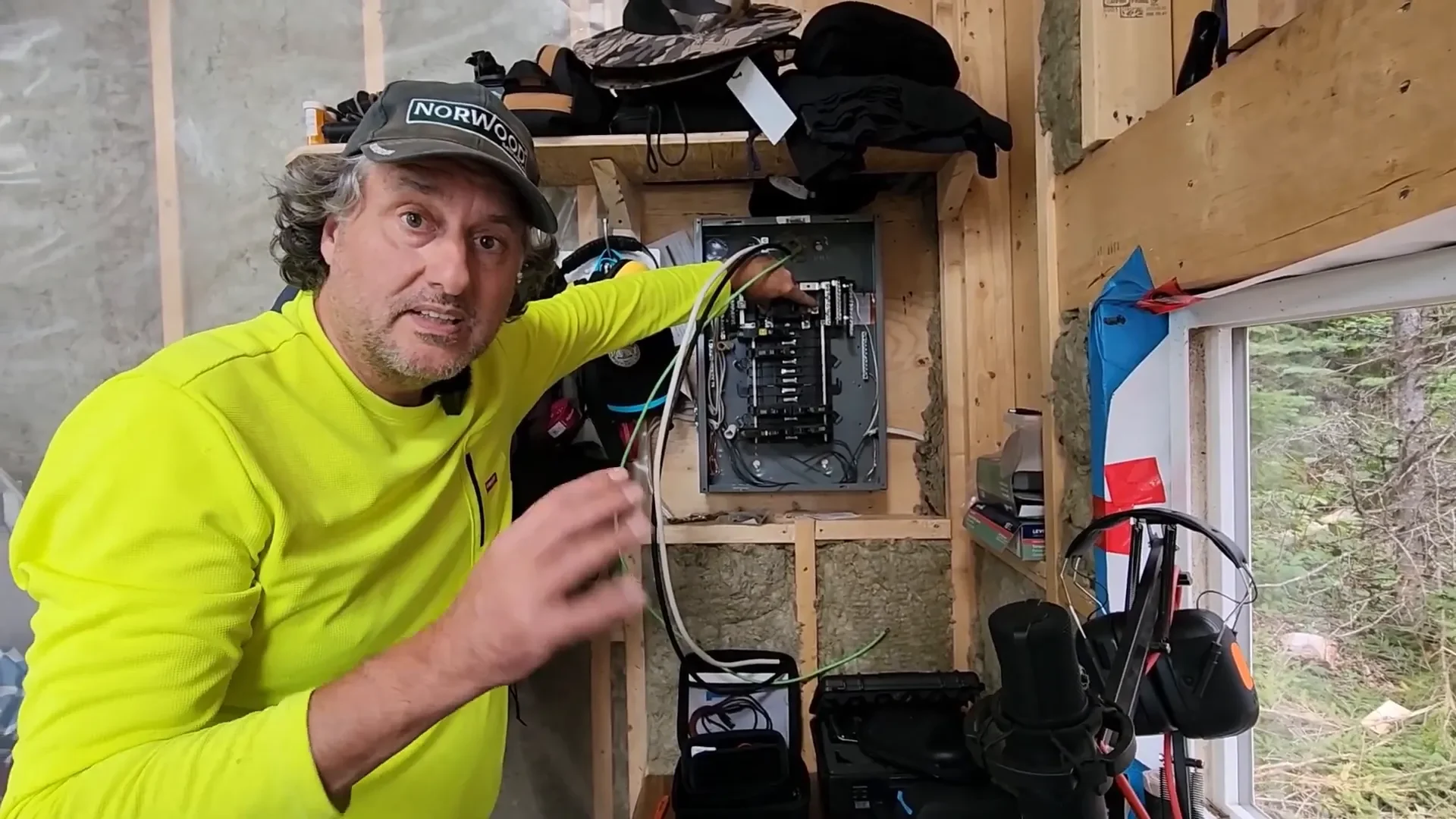 Wiring 120v into a 240v panel