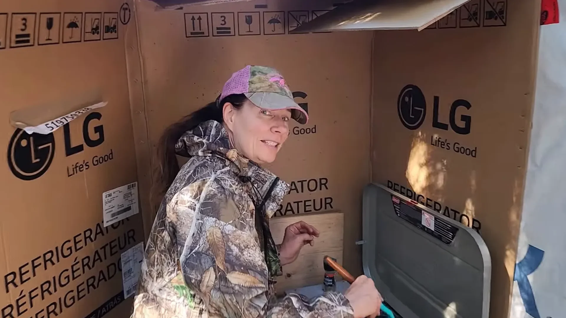 Exploring Hidden Places in our Island Forest - S2 Ep34 1 Breakfast in the luxury kitchen