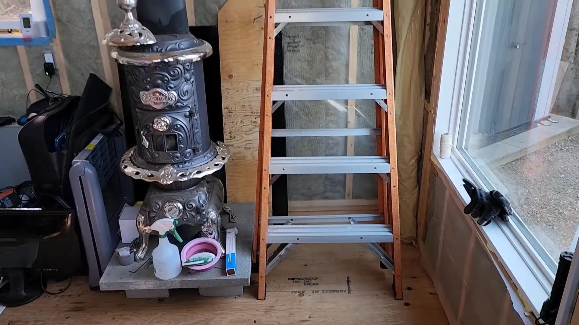 Dismantling the stove pipe